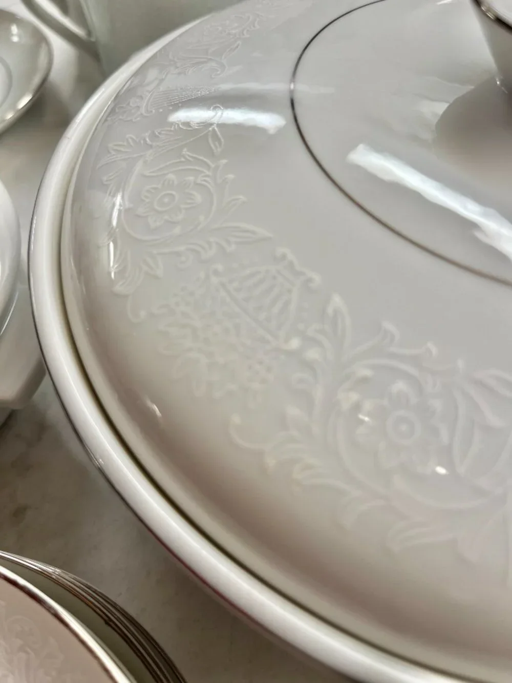 (2) Crown Victoria Fine China, LOVELACE Casserole Bowls (Small & Large)